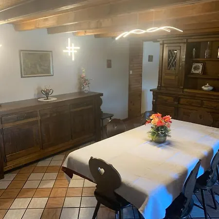 Holiday home Le Larcenaire, *