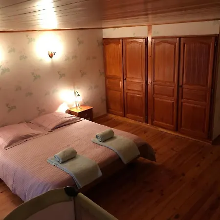 Holiday home Le Larcenaire, *